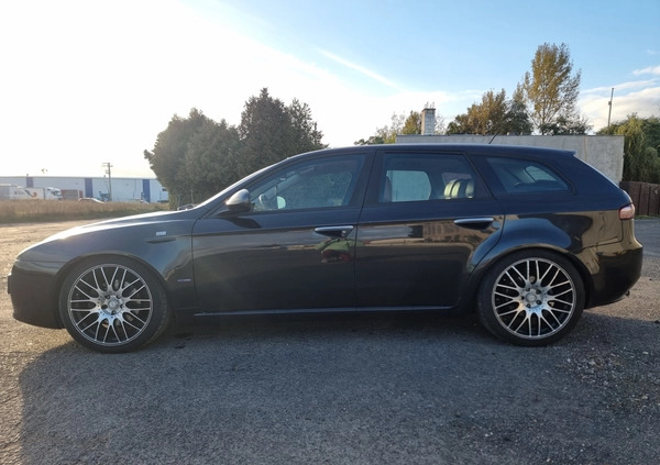 Alfa Romeo 159 cena 16900 przebieg: 201000, rok produkcji 2007 z Legnica małe 172